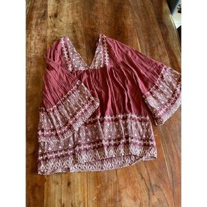 World Market mauve peasant top size L/XL
